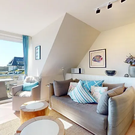 Beachhouse 8 דירה